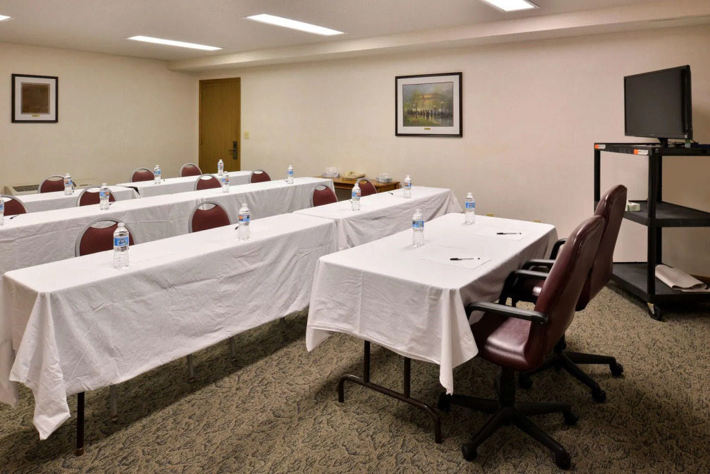 Residential Suites Warrensburg by Hotel O US 50