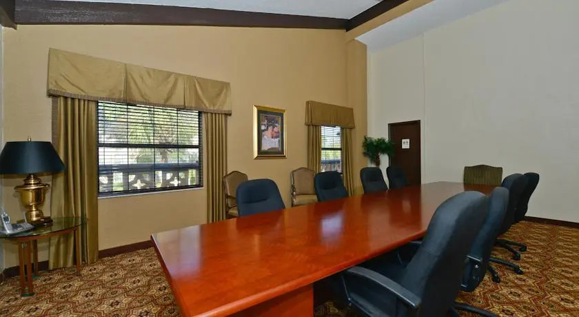 MainStay Suites