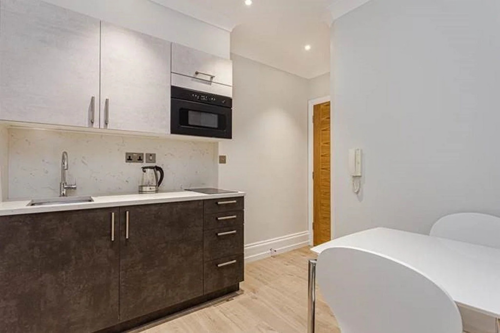 Cleveland Residences Kensington