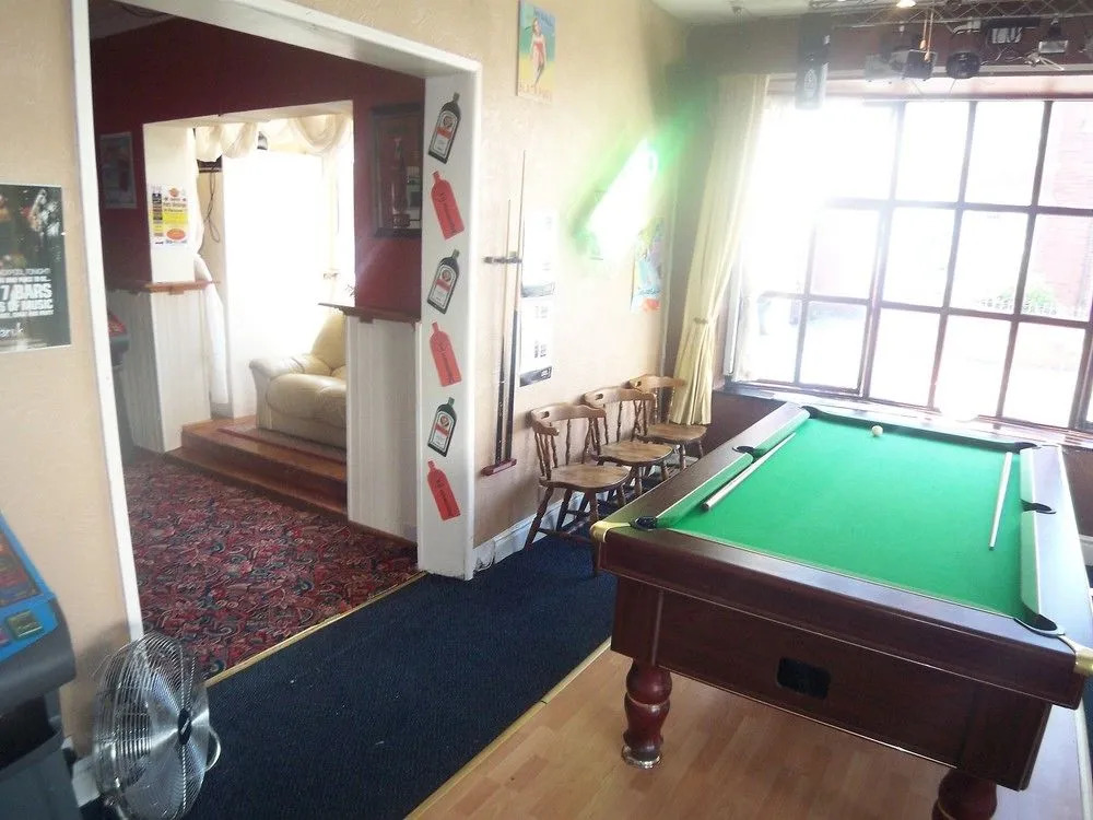 The Lark Inn