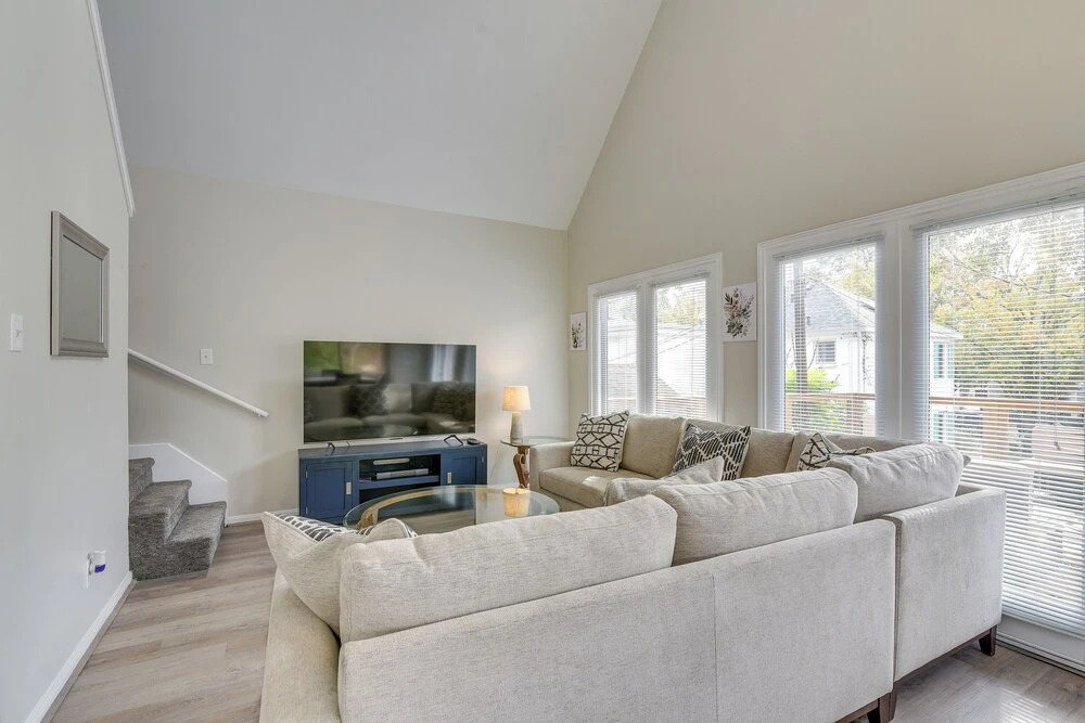 1 Mi to Rice! Pet-friendly, Modern Apt in Houston