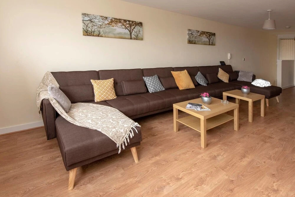Superb Duplex Prime Location City Centre And Parking