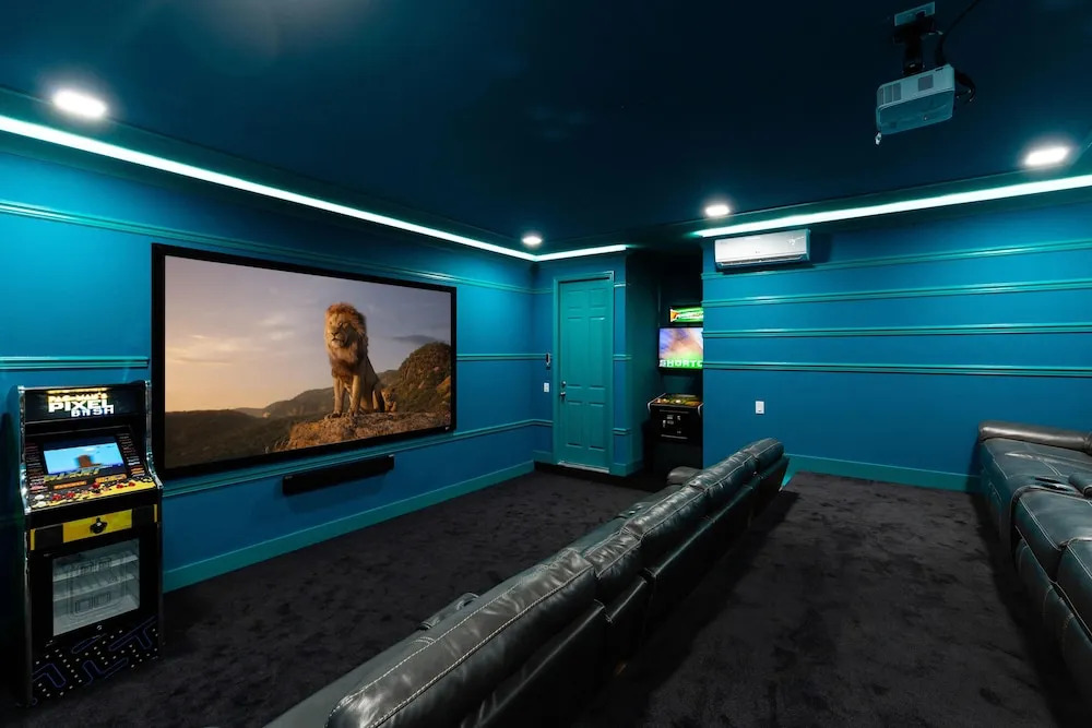 Sr021v: 9 Bed, Star Wars, Frozen, Pool