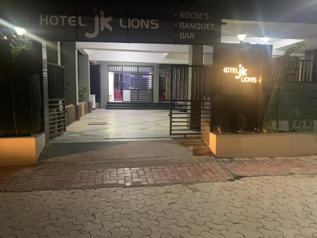 Hotel JK Lions And Banquet