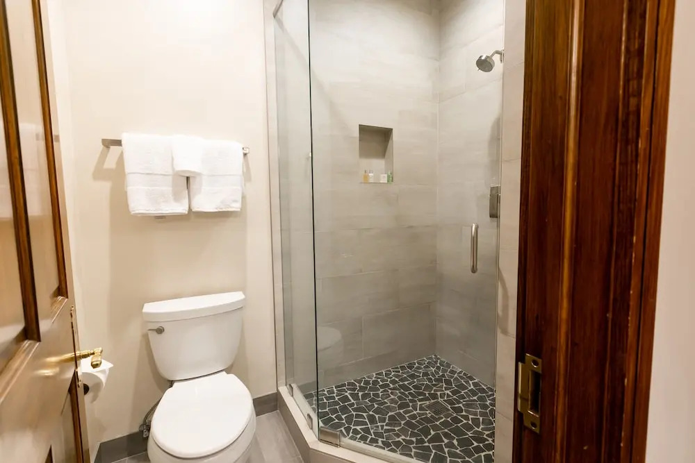 Bald Eagle Three Bedroom Suite in the Heart of Park City 3 Condo by RedAwning