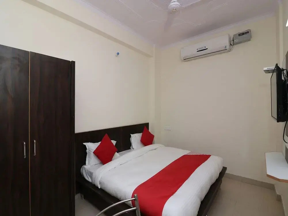 Hotel Siddheshwar By OYO rooms