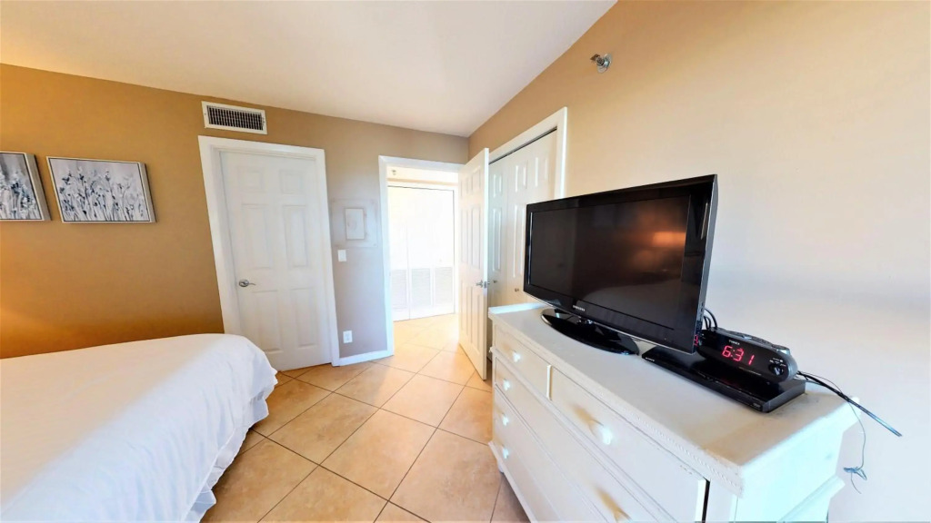 Beachside II 4261