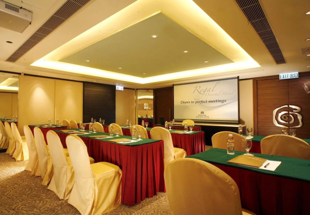 Regal Oriental Hotel