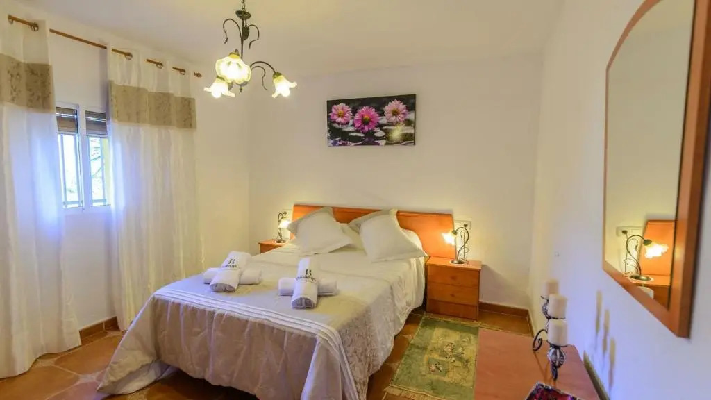 Casa Hidalgo Villanueva de la Concepcion by Ruralidays