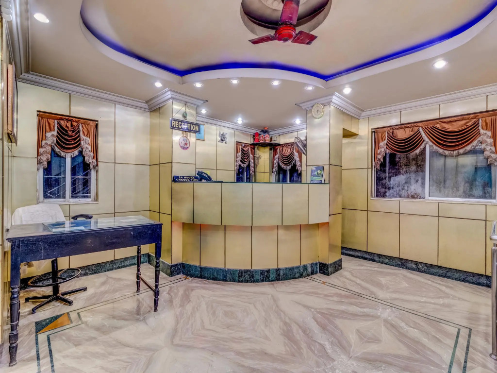 SPOT ON 22114 Hotel Kailash Regency