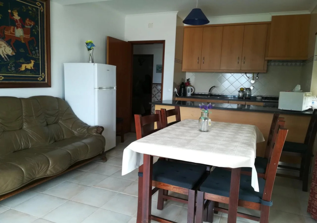 Vinas Place