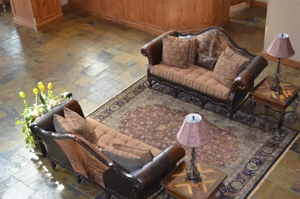 Inn at Cross Keys Station