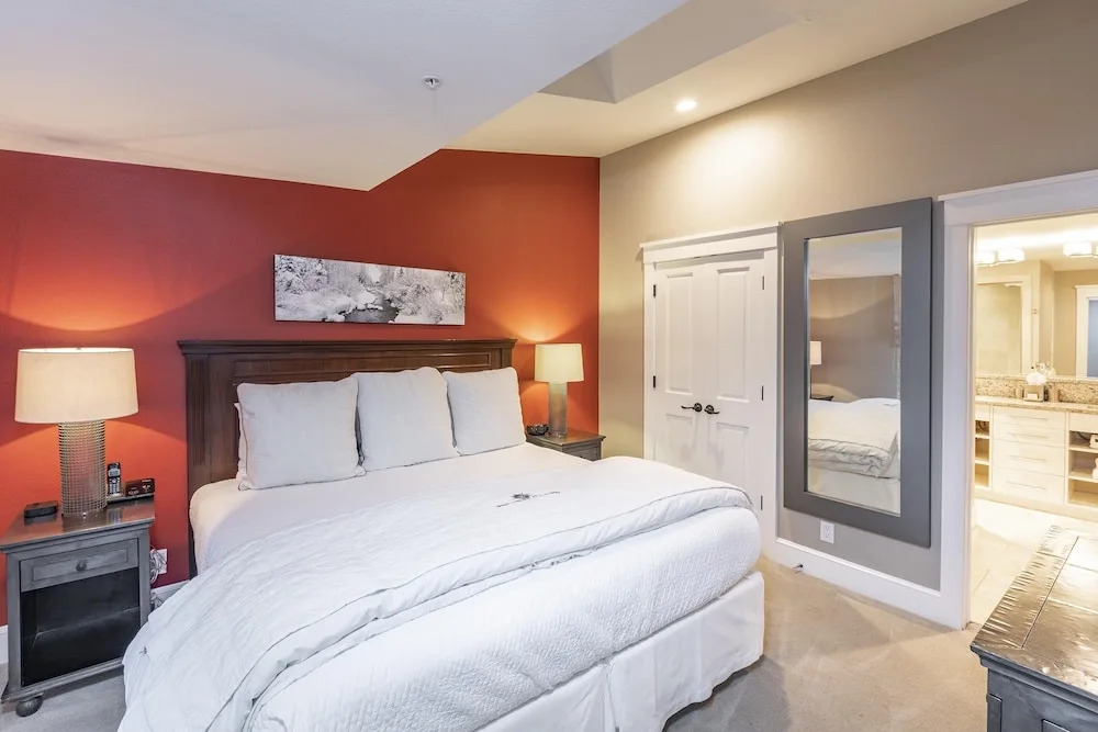 River Club 306 2 Bedroom Condo by Alpine Lodging Telluride