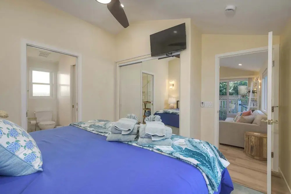 Monarch Cove - Unit C  For 4ppl