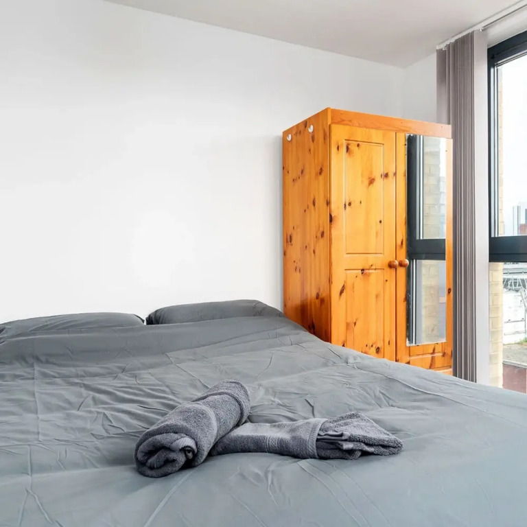 Stunning City Center 2 Bedroom Apartment I Parking