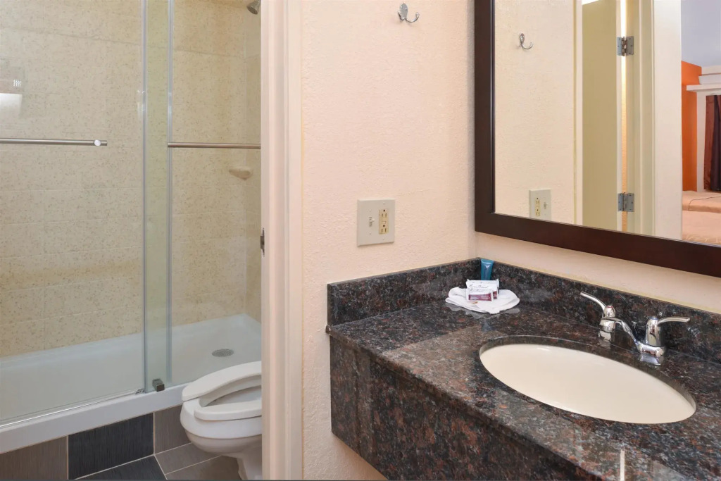 Americas Best Value Inn Pittsburgh Airport
