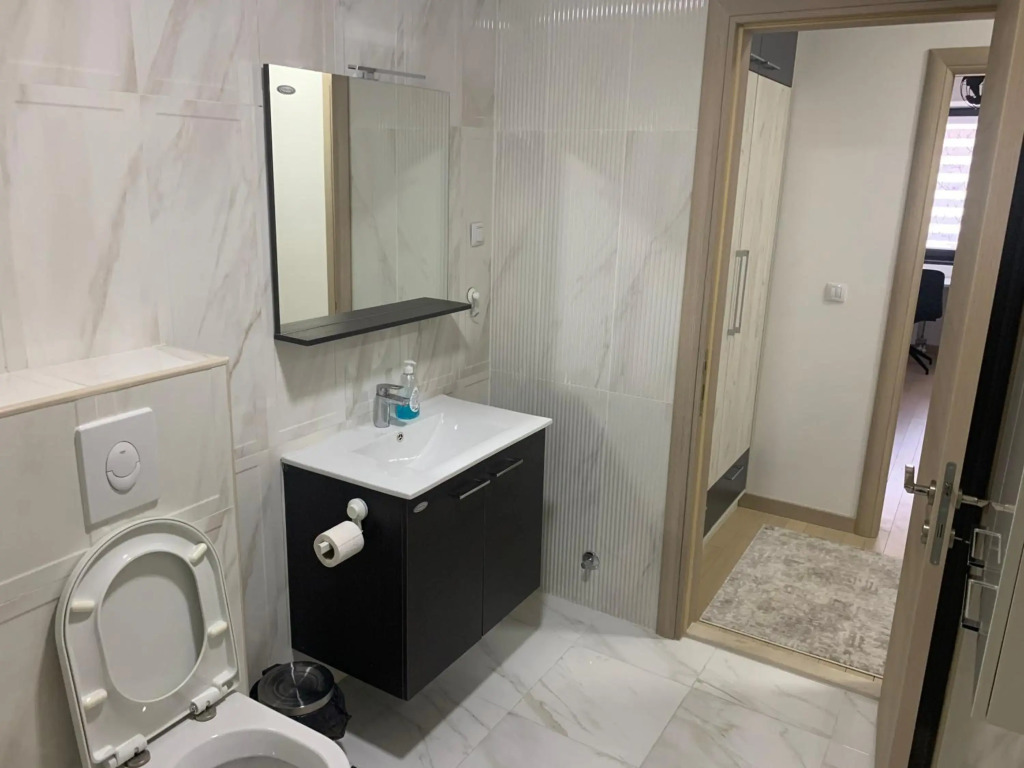 High End Apartments in Diamond Garden Building