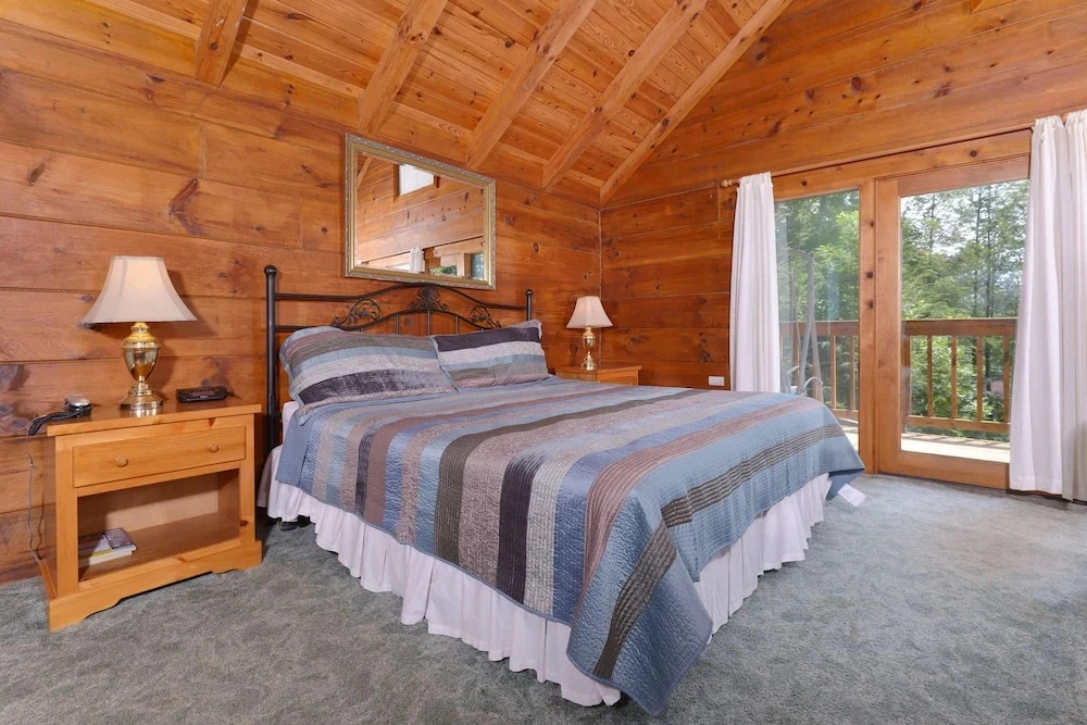 Zen Garden 1523 by Aunt Bugs Cabin Rentals