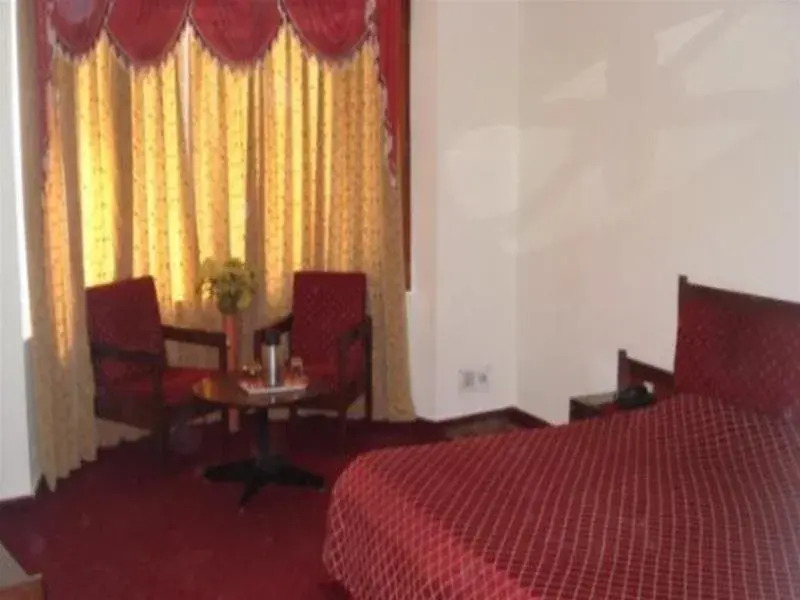 Hotel Basera