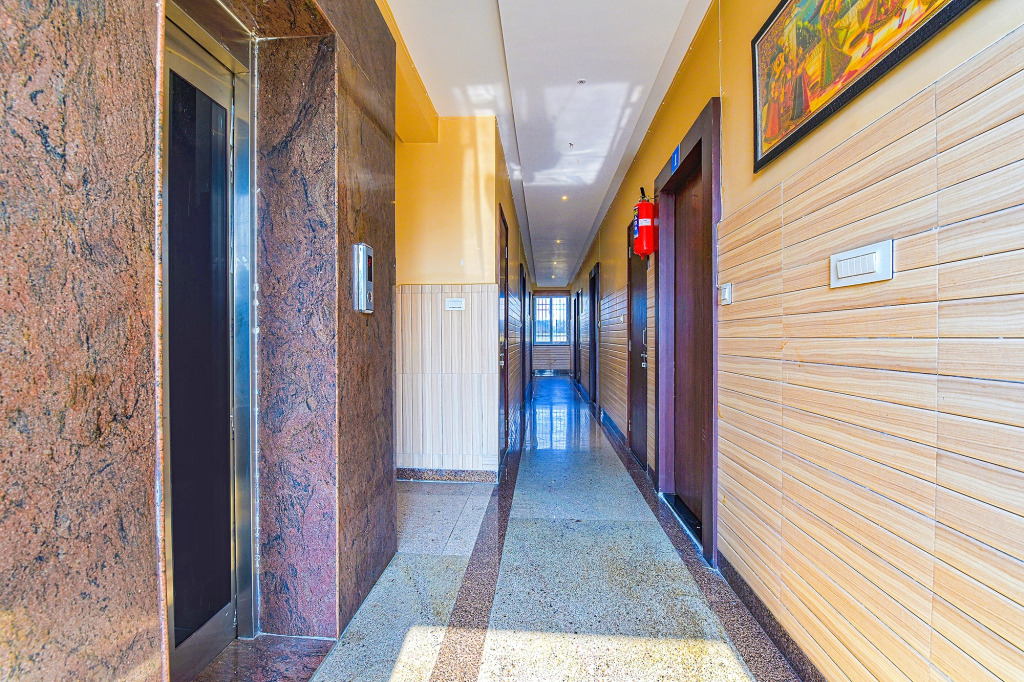 Fabhotel Lotus