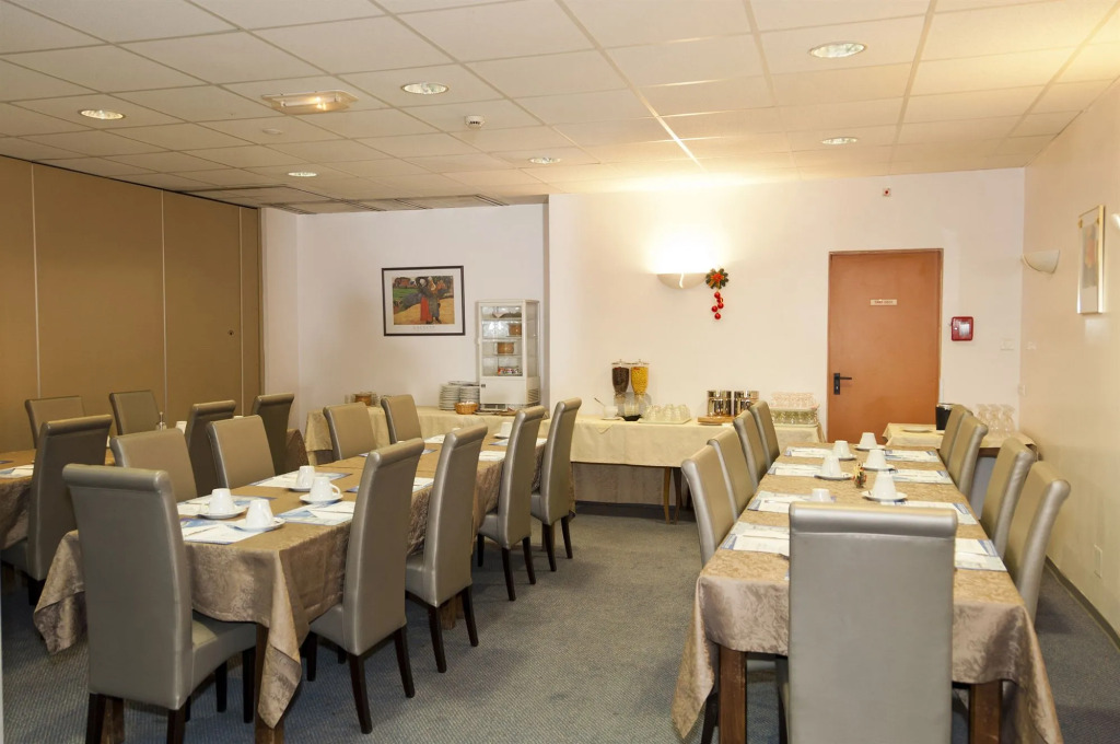 Hotel Majestic Alsace - Strasbourg Nord