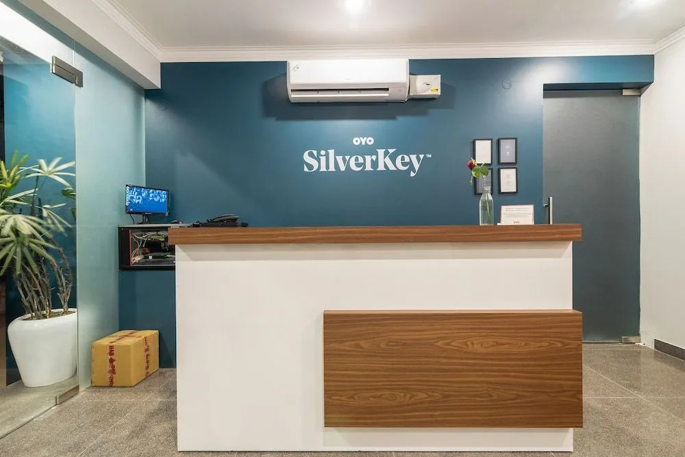 Silverkey Executive Stays 30670 Nehru Ground Faridabad