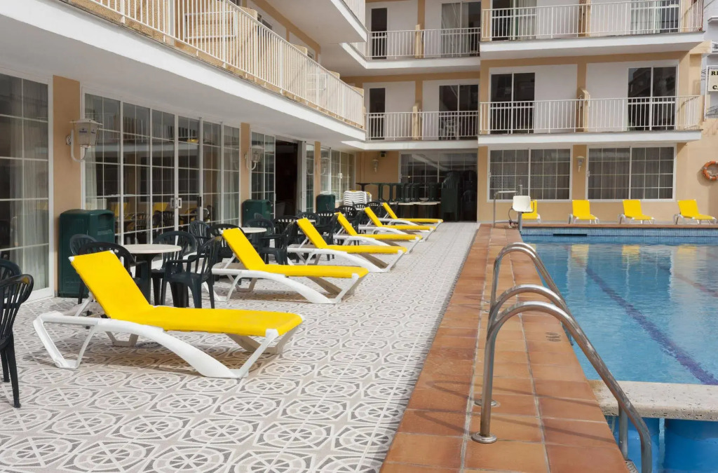 Hotel Riutort