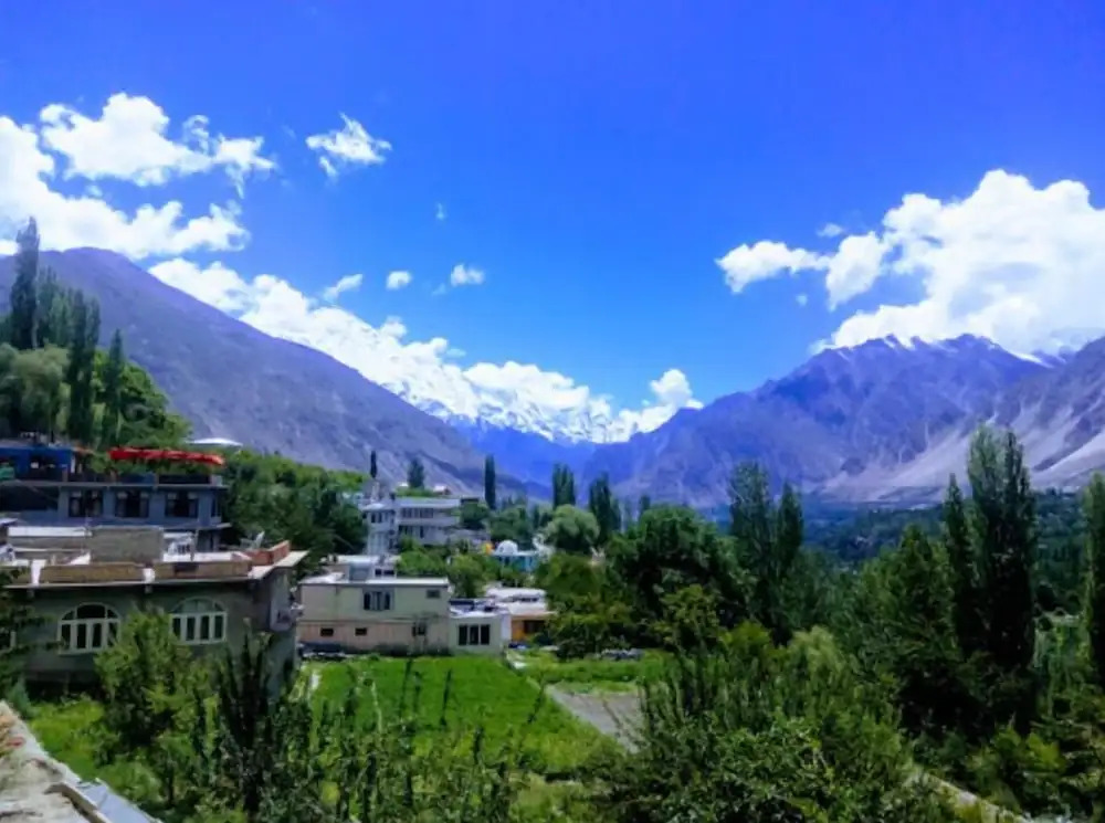 Hilltop Hotel, Hunza