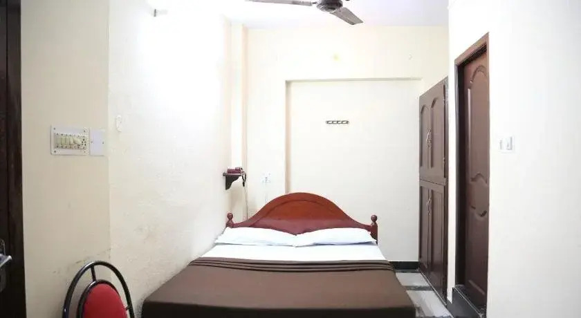 Rmc travellers inn