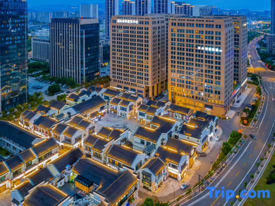 Meihe Intelligent Hotel (New Town Baolong Plaza)