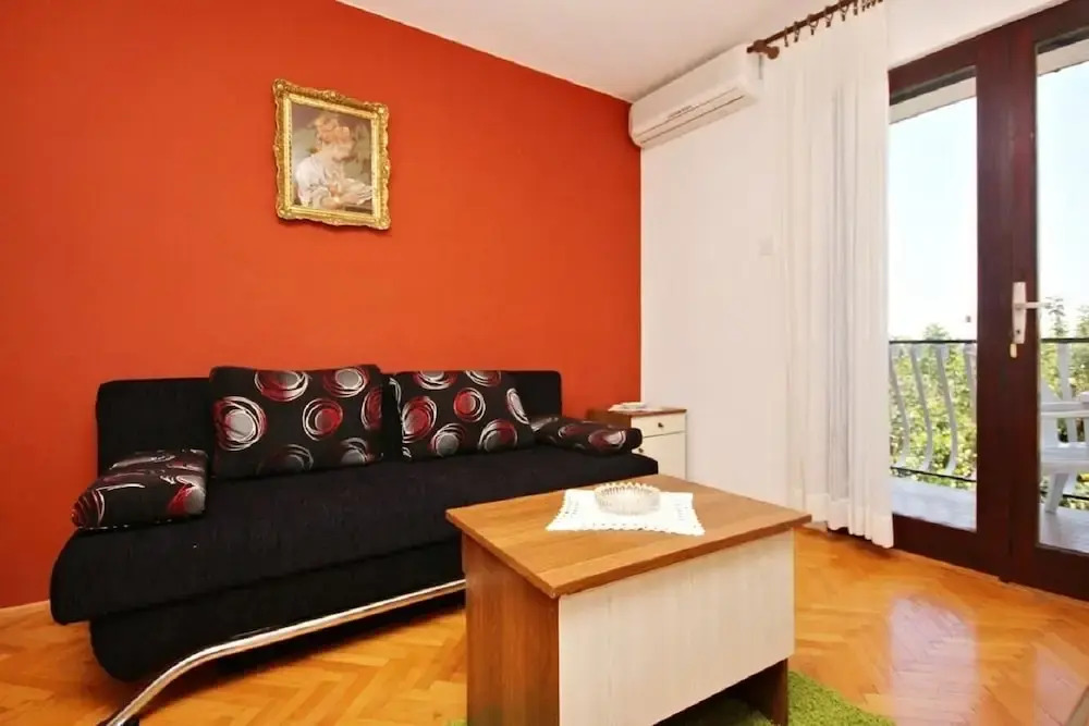 Ljube - Quiet Location & Close to the Beach - A1