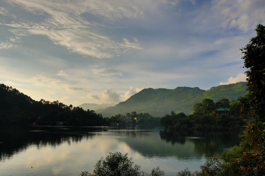 The Lake Resort
