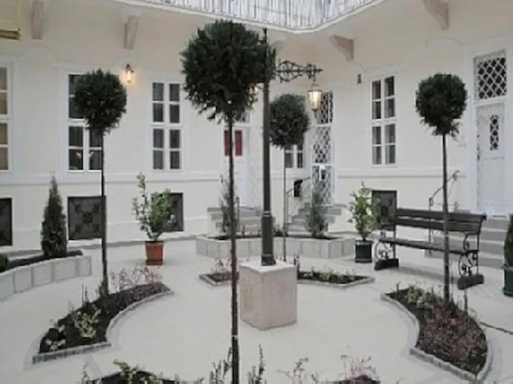 Szondi duplex apartment