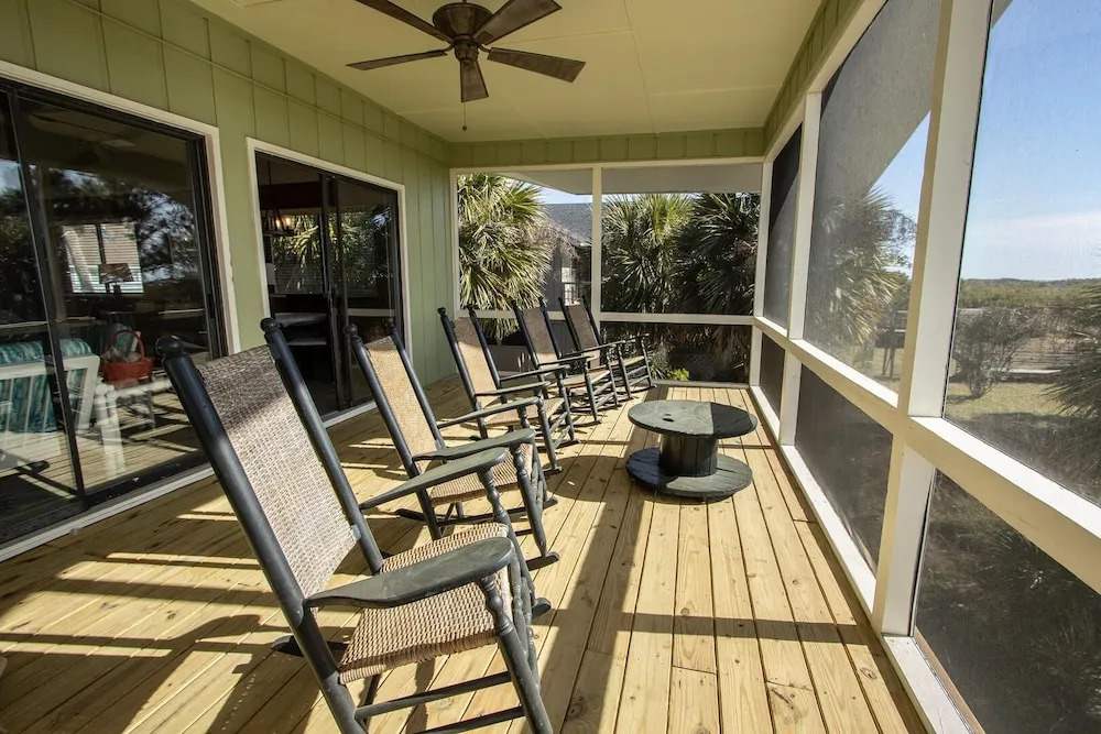 702 Tautog Road