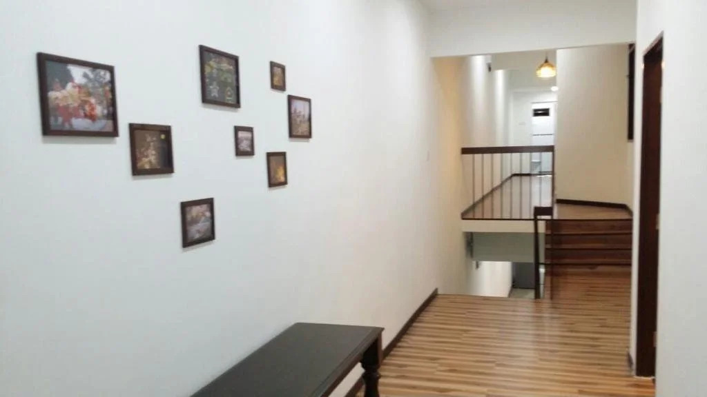 Gurney Home
