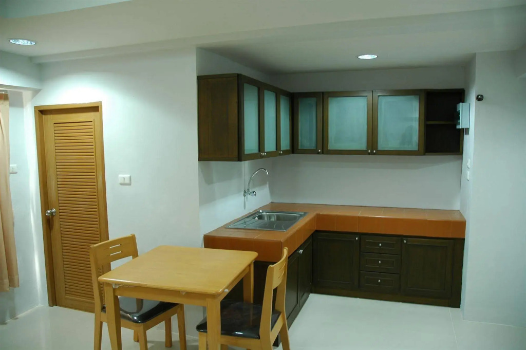 Suvarnabhumi Apartment