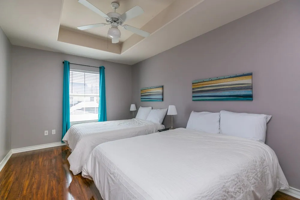 15102 Leeward Dr Townhouse Unit 502 - 3 Br townhouse by RedAwning