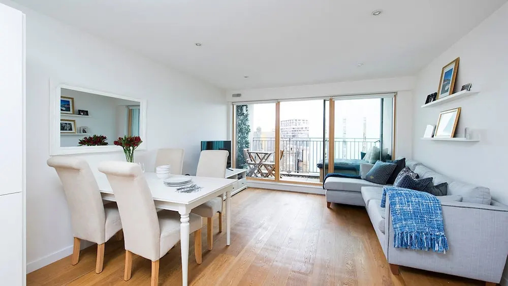 Contemporary 2br Apartment in East Putney