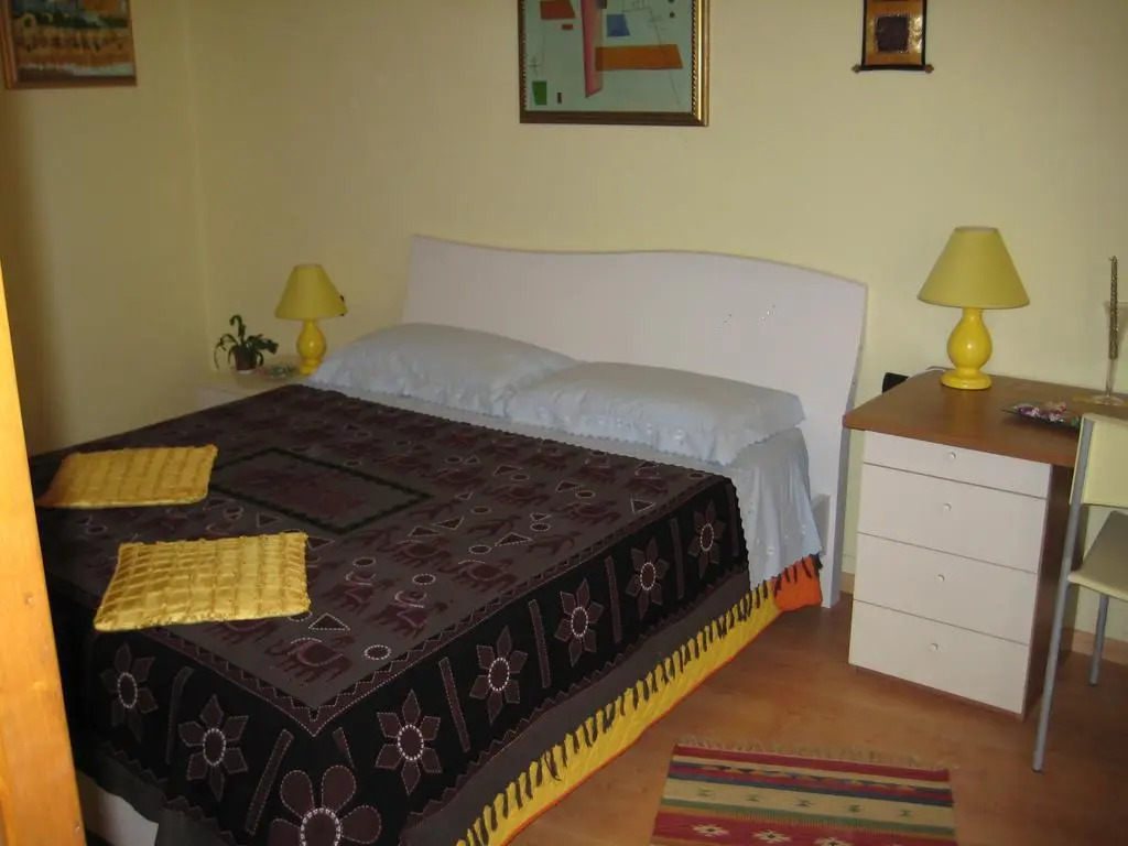The Lemon Flat