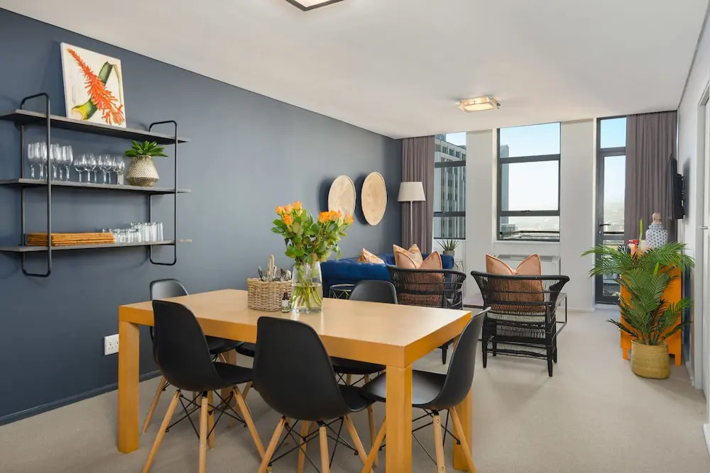 Fountain Suites 1001
