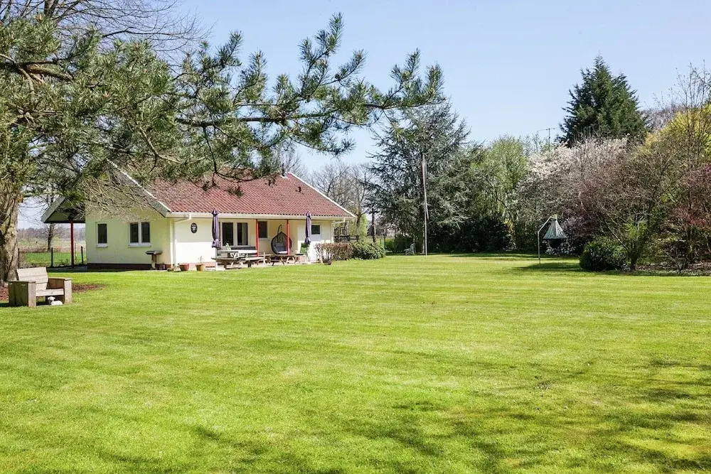 Family residence with large garden