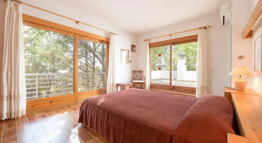 Villa Colls