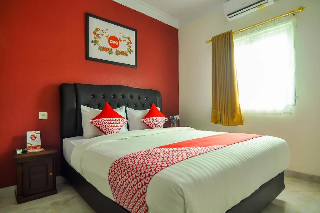 RedDoorz Syariah near Transmart Padang