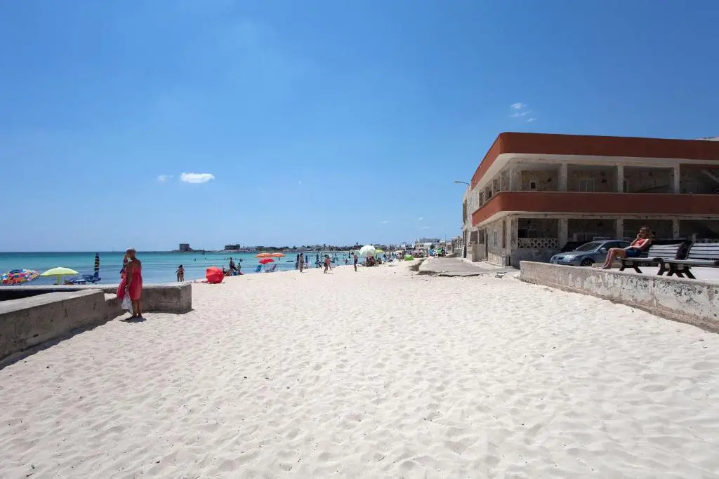Casa vista mare direttamente in spiaggia m237