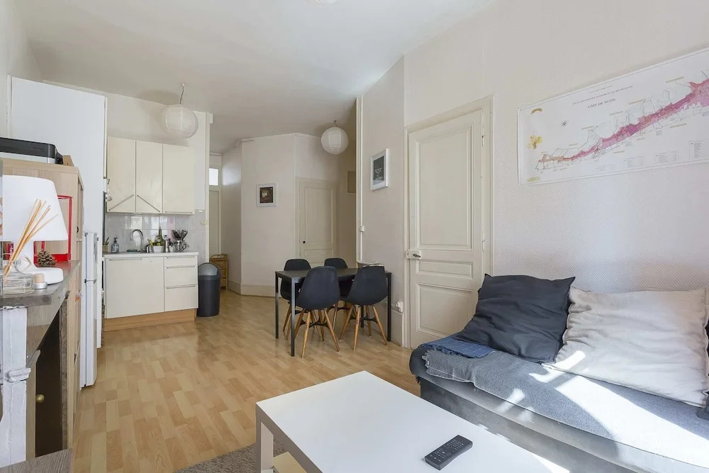Charming 3 Room Apartment - Lyon