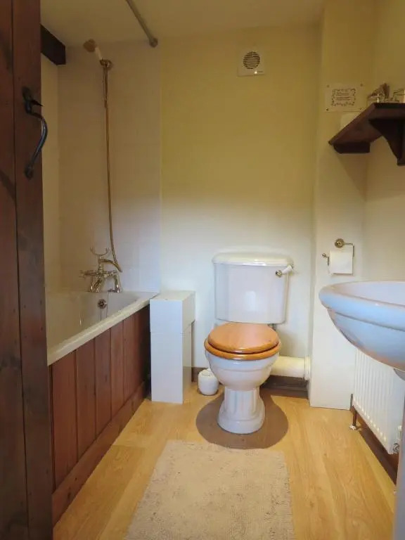 Combe Lancey Farmhouse B&B
