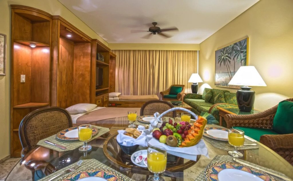 Holiday Inn Club Vacations The Royal Sands All Inclusive