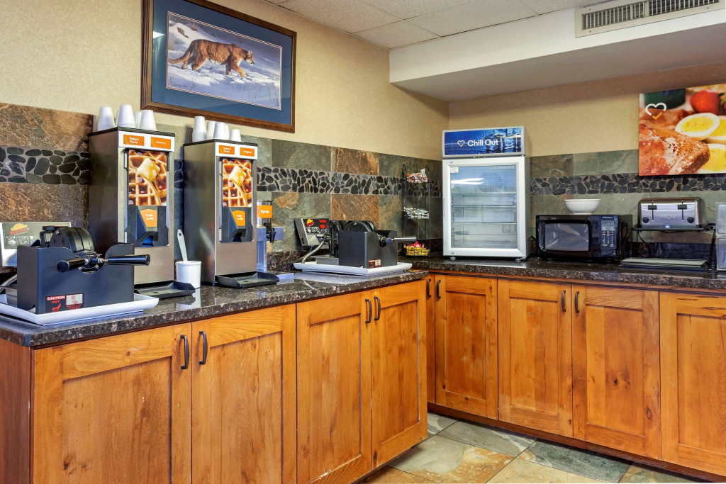 Comfort Inn at Thousand Hills