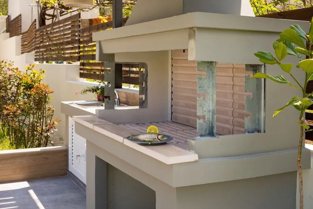 E & G Relax Homes
