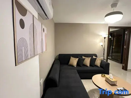 Stylish Luxe Apartment Fr